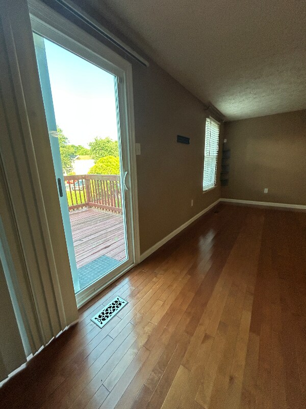 Foto del edificio - 8551 Castlemill Cir