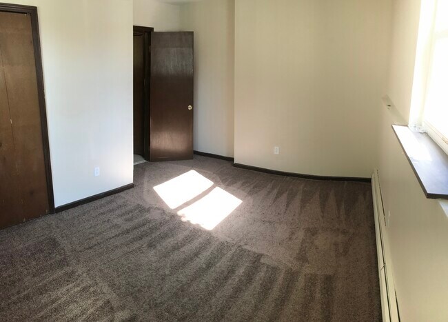 Building Photo - 741 Wright Ave