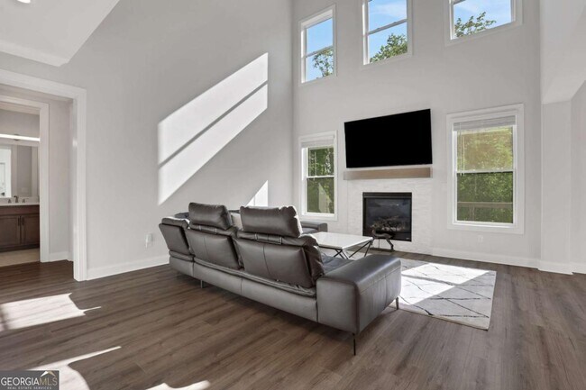 Building Photo - 1297 Cauley Creek Dr