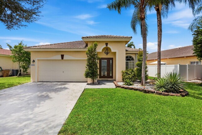 Foto del edificio - 1343 SW 44th Terrace