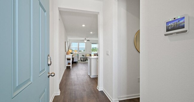 Building Photo - Discovery Trails Townhomes