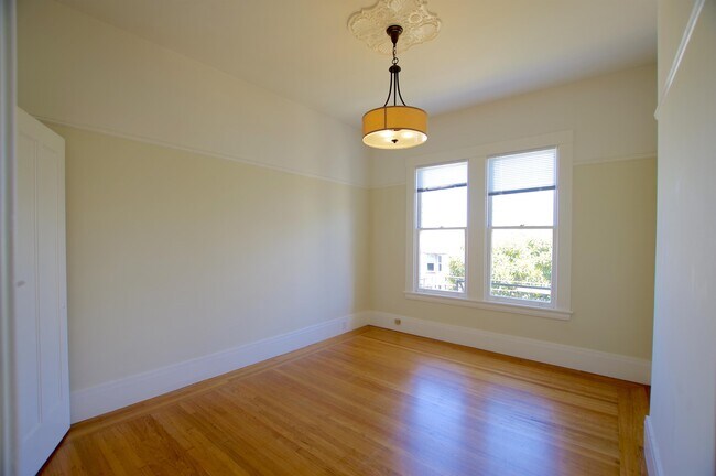 Foto del edificio - 38 Belvedere St