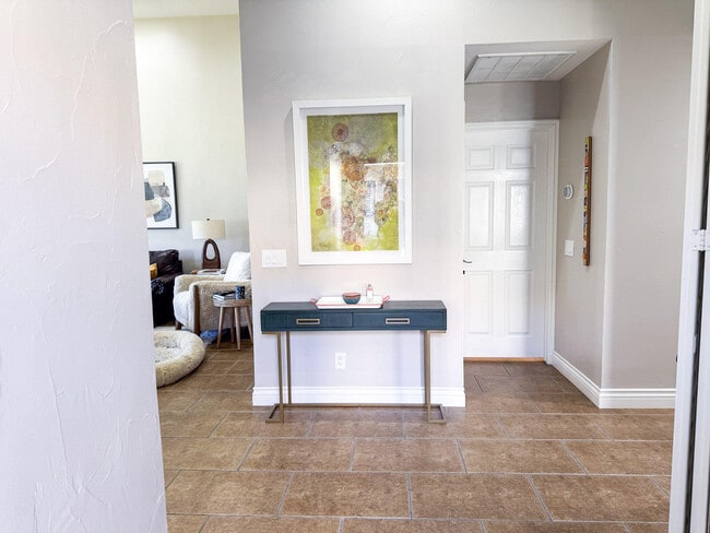 Building Photo - 54974 Oak-Tree