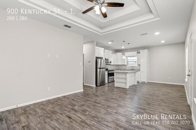 Building Photo - 900 N Kentucky St