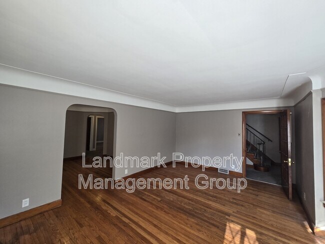 Foto del edificio - 9657 Outer Dr E