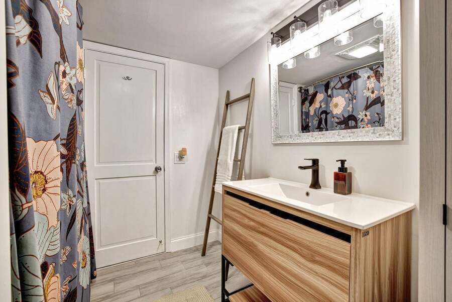Primary Photo - 3001 NE 47th Ct