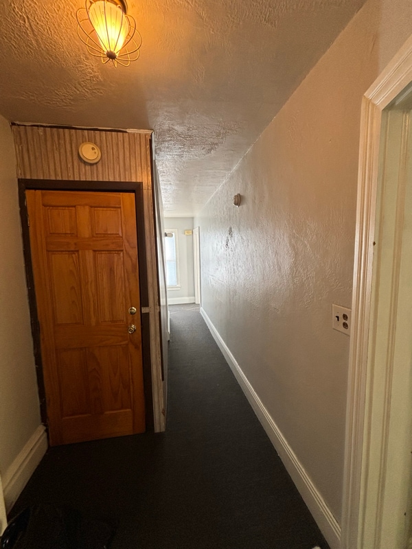 Building Photo - 611 N 3rd St