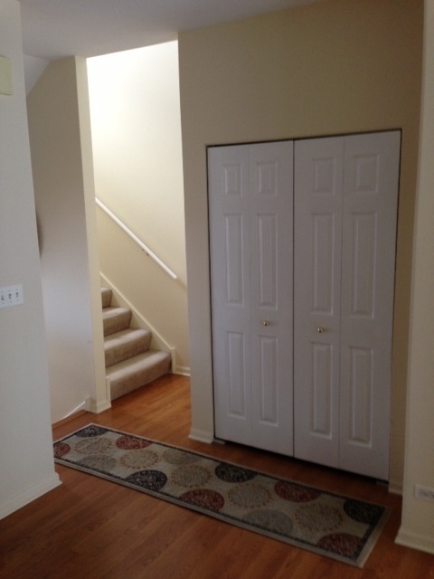 Building Photo - Daybreak- Ogden Pointe 2BR 2.5BA + Bonus R...