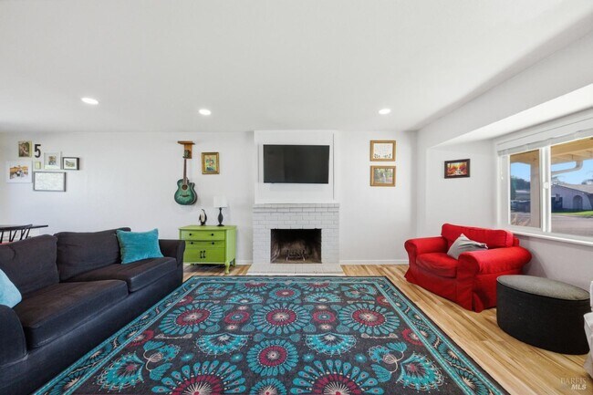 Foto del edificio - 1100 Merrill Ct