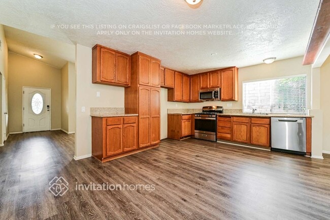 Foto del edificio - 20827 Calwood St