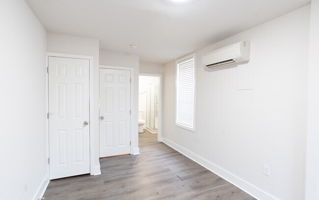 Foto del edificio - 4465 N Gratz St