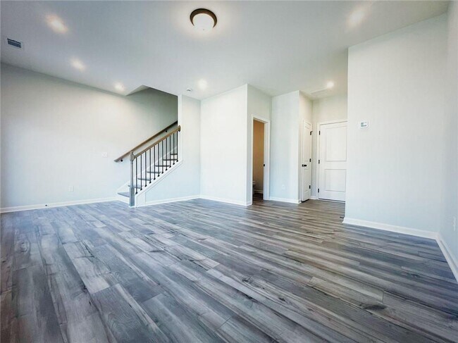 Foto del edificio - 2676 Whistler Wy NE