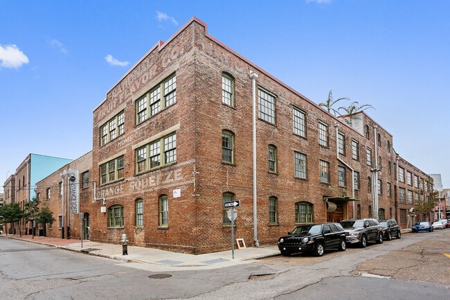 Foto del edificio - 1029 Annunciation St