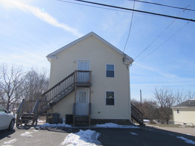 Building Photo - 45 Pearl St