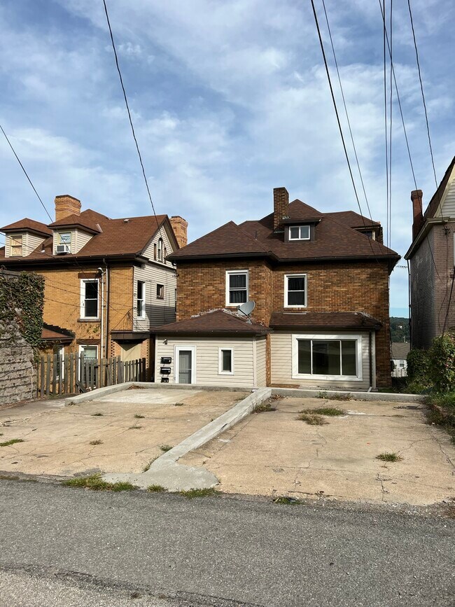 616-e-12th-ave-unit-1-munhall-pa-15120-apartments-in-munhall-pa