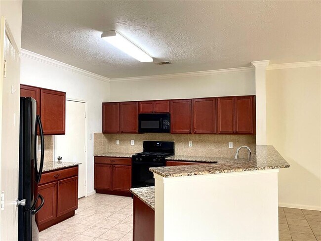 Building Photo - 18702 Clover Nut Ct