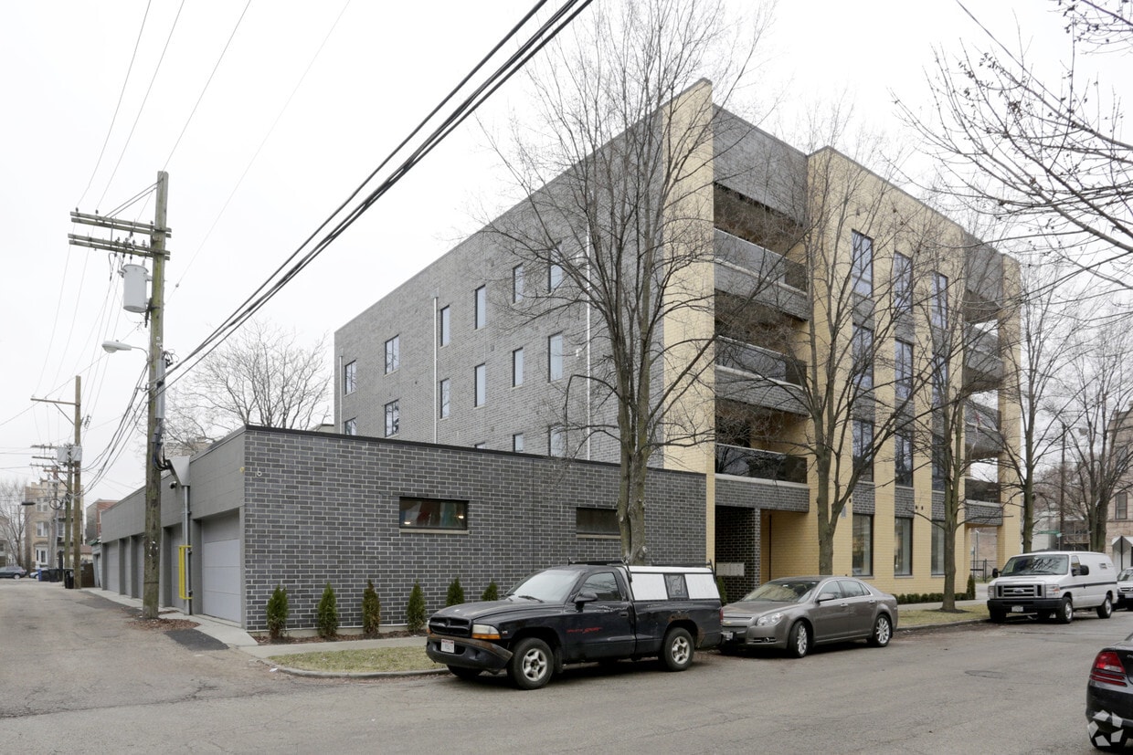 Rear of Building - 1017 N California Ave