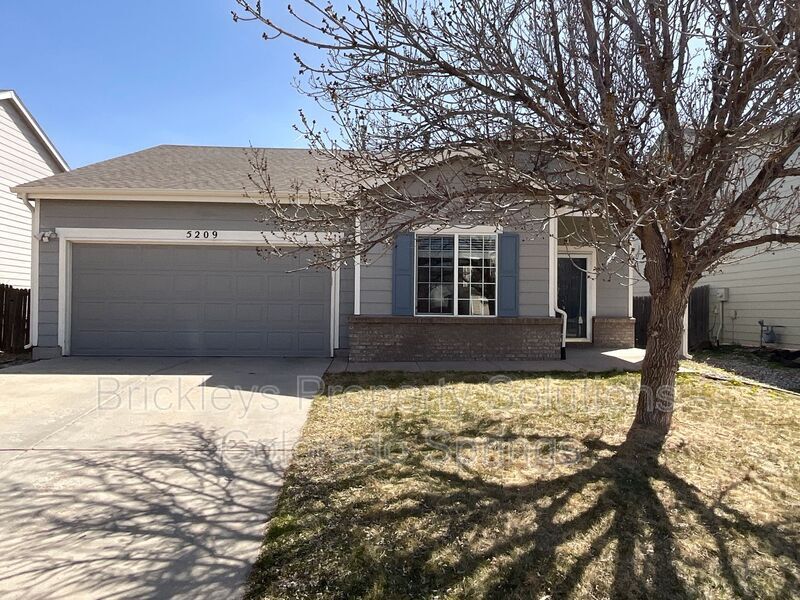 Primary Photo - 5209 Mountain Air Cir
