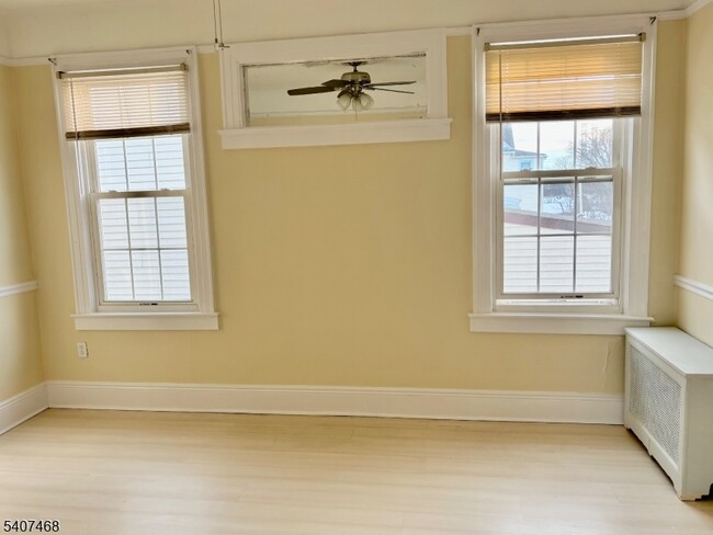 Building Photo - 35 Witherspoon St