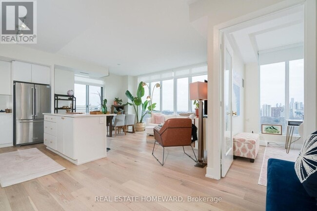 Building Photo - 68 Merton St