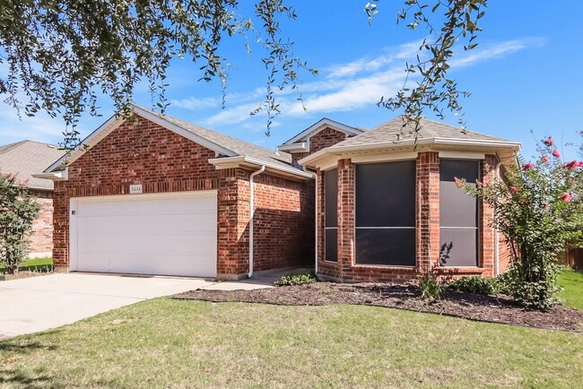 Building Photo - 3232 Buckthorn Ln