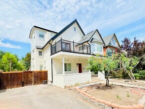 Building Photo - 1107 N Downing St