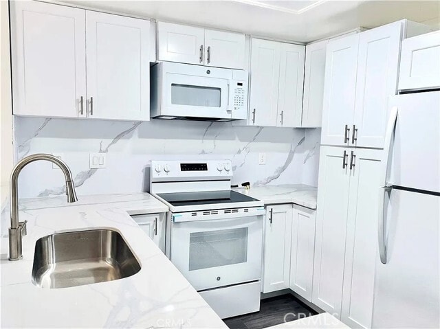 Building Photo - 7 Stanford Ct