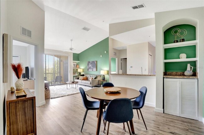 Foto del edificio - 8335 38th St Cir E