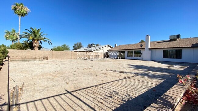 Building Photo - 4248 E Sacaton St