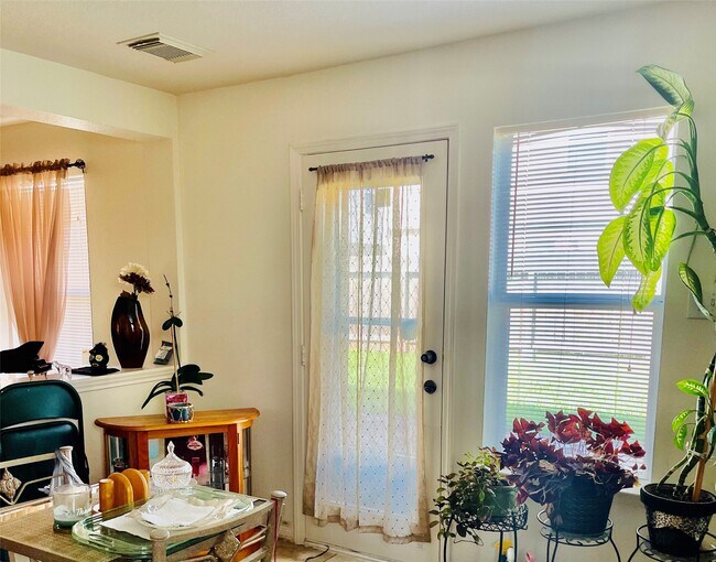 Foto del edificio - 5707 Highbury Ct