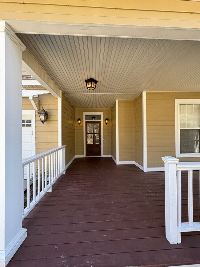 Foto del edificio - 540 Orchard Cir