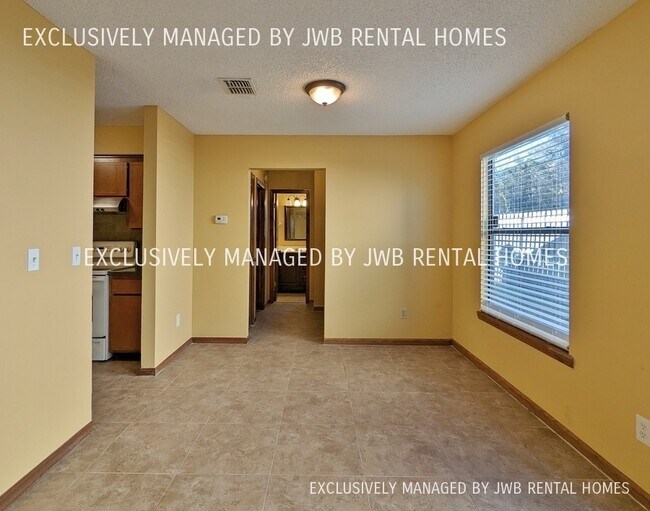 Foto del edificio - 5620 Marathon Pkwy
