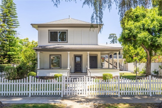 Foto principal - 2271 3rd St