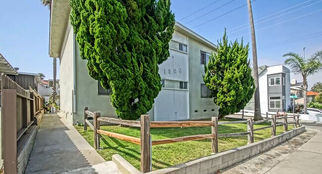 Foto del edificio - 1900 Rockefeller Ln