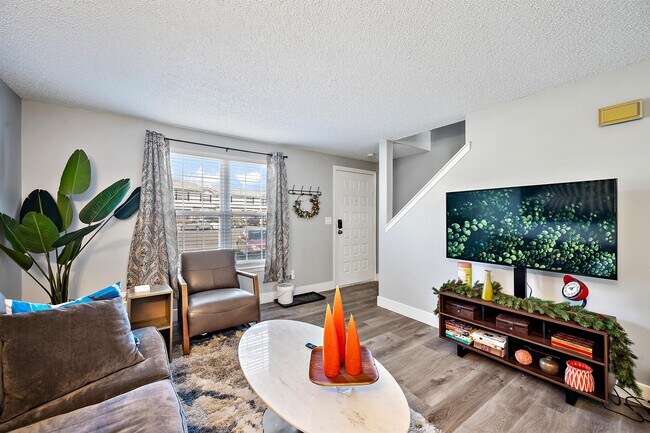 Foto del edificio - 16495 E 17th Pl