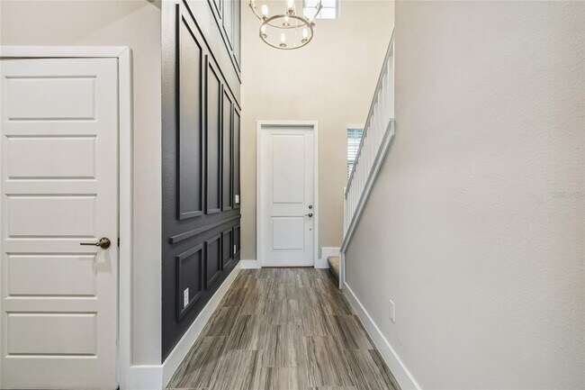 Building Photo - 9754 Little Bluestem Dr
