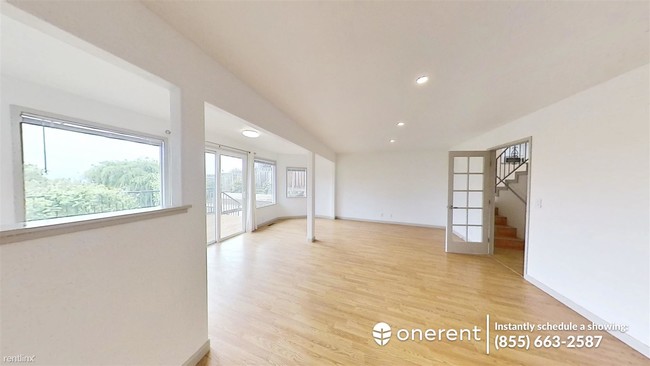 Building Photo - 3 br, 3 bath House - 3979 Brookline Way -