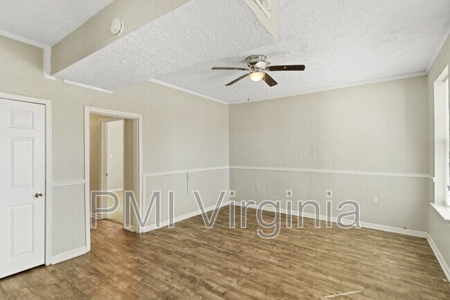 Building Photo - 2128 Orcutt Ave