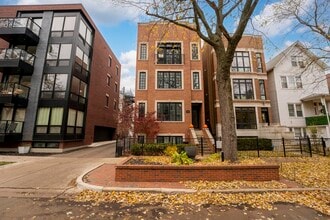 Building Photo - 3716 N Kenmore Ave