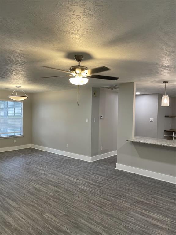 Building Photo - 4926 Red Lantern Dr