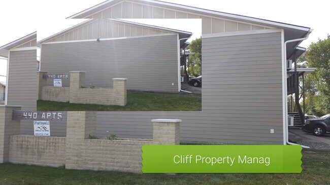 Foto del edificio - 440 Josephine Dr