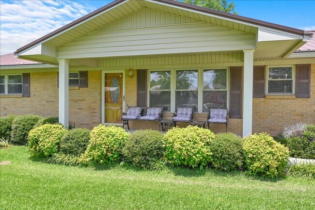 Foto del edificio - 3 Bedroom, 2 Bath home.