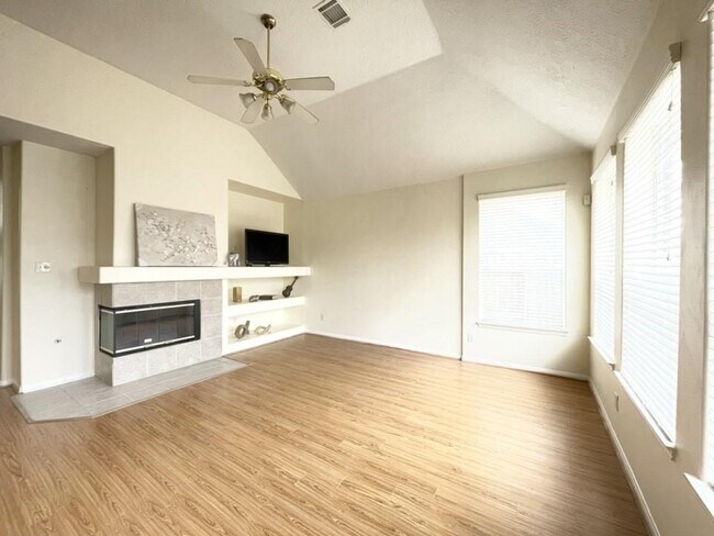 Building Photo - 13115 Poplar Glen Ln