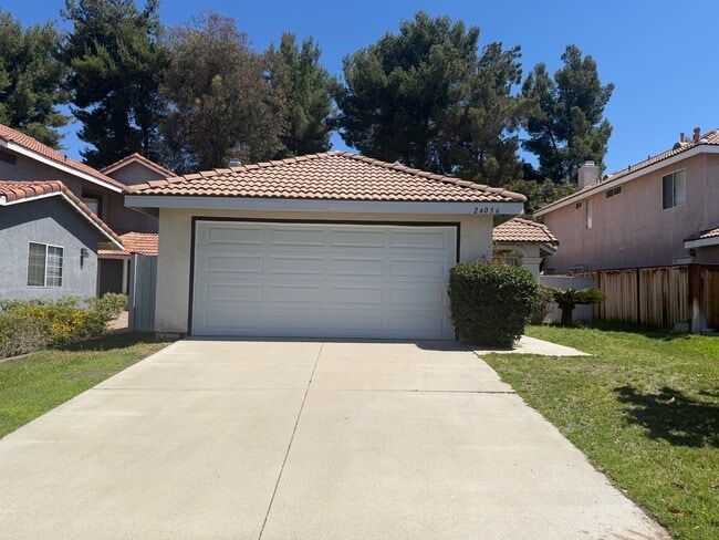 Building Photo - 24056 Golden Pheasant Ln