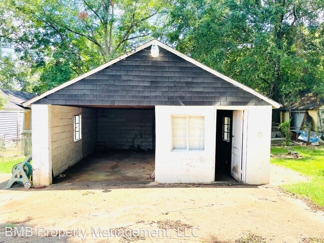 Building Photo - 2 br, 1 bath House - 106 Bradley Drive