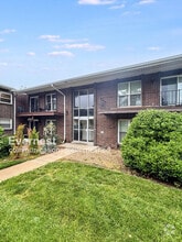 Building Photo - 10368 Forest Brook Ln