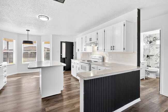 Building Photo - 4408 Janelle Dr