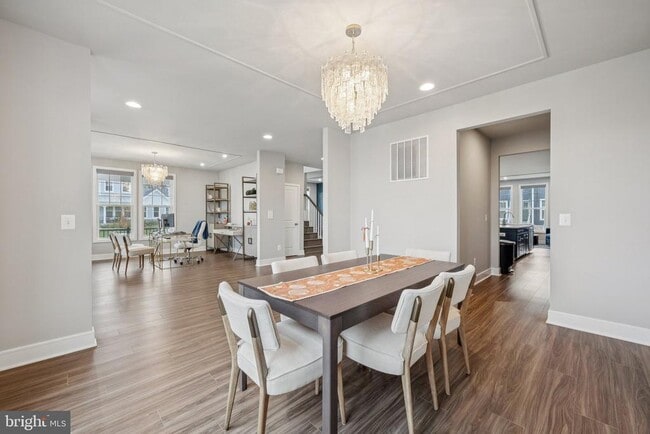 Foto del edificio - 101 Milvian Wy SE