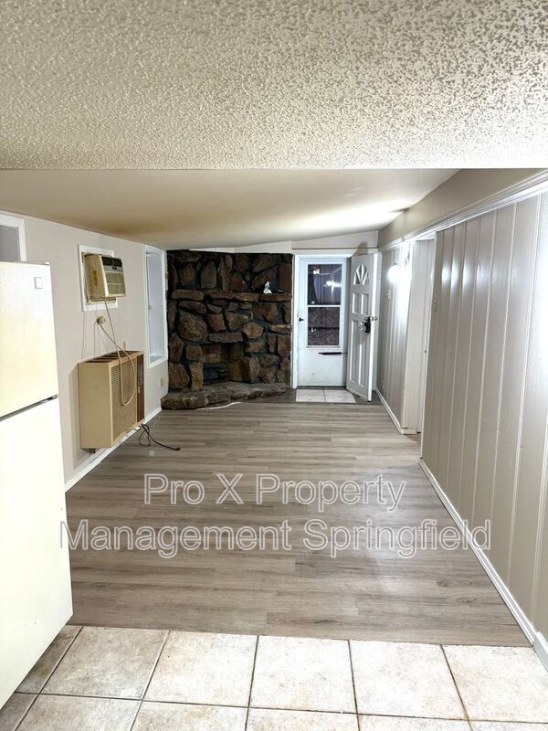 Foto del edificio - 2533 E Cherry St