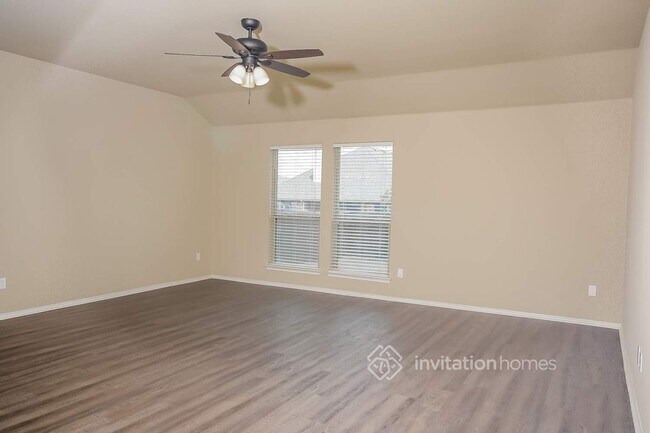 Building Photo - 821 Bens Dr